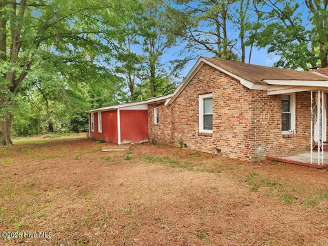 5200 White Oak Loop Wilson NC 27893