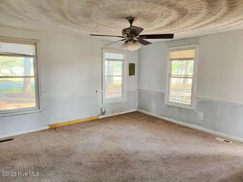 5200 White Oak Loop Wilson NC 27893
