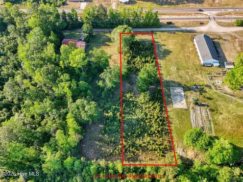 12 Parker Trail NE Leland NC 28451