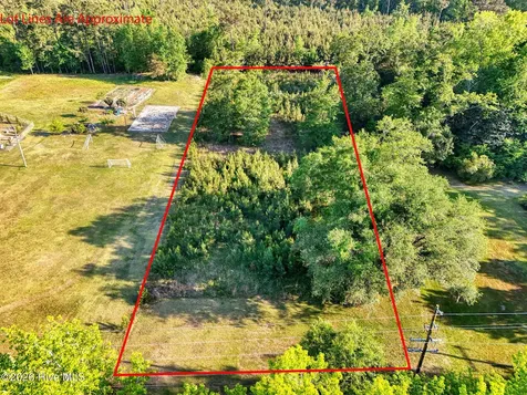 12 Parker Trail NE Leland NC 28451