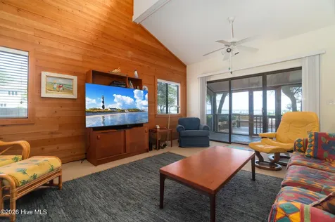 142 Lagoon Lane Pine Knoll Shores NC 28512