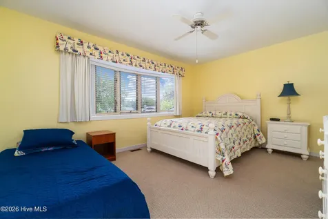 142 Lagoon Lane Pine Knoll Shores NC 28512