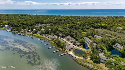 142 Lagoon Lane Pine Knoll Shores NC 28512