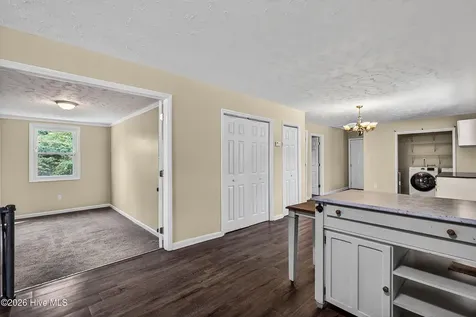 8 Sheffield Road Jacksonville NC 28546