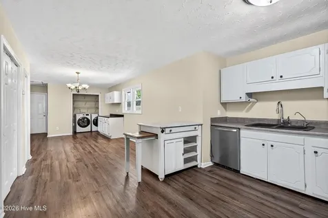 8 Sheffield Road Jacksonville NC 28546