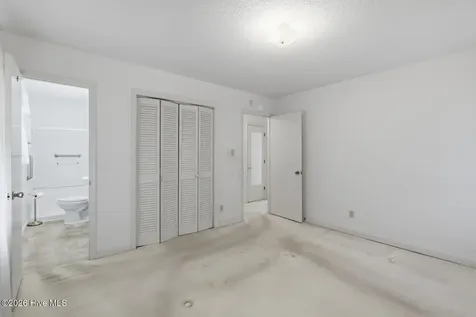 206 Chatham Court Jacksonville NC 28540