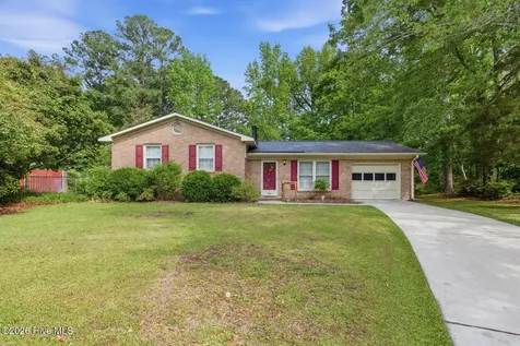 206 Chatham Court Jacksonville NC 28540