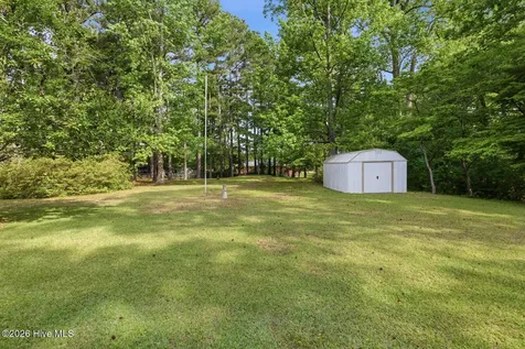 206 Chatham Court Jacksonville NC 28540