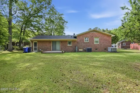 206 Chatham Court Jacksonville NC 28540