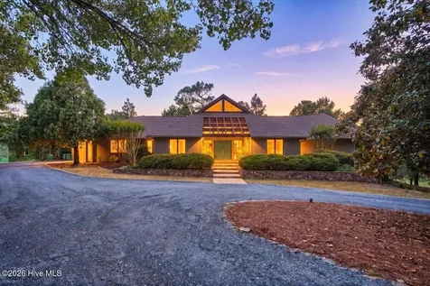 18 Lochdon Court Pinehurst NC 28374