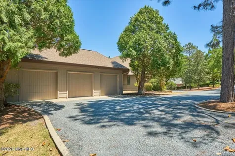 18 Lochdon Court Pinehurst NC 28374