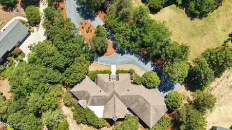 18 Lochdon Court Pinehurst NC 28374