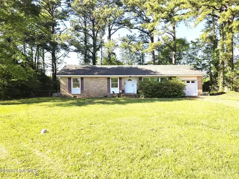 513 Birchwood Court Jacksonville NC 28546