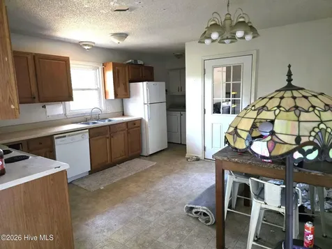 513 Birchwood Court Jacksonville NC 28546