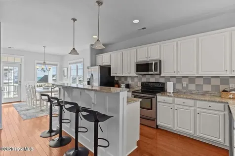 1102 Canal Drive Carolina Beach NC 28428