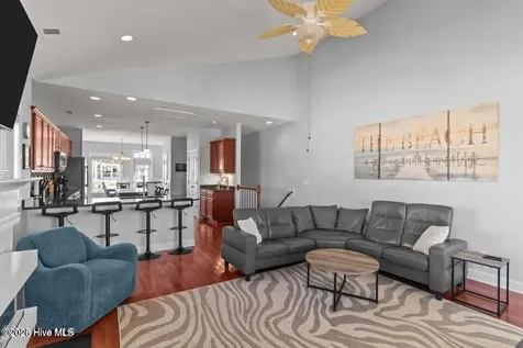 1102 Canal Drive Carolina Beach NC 28428