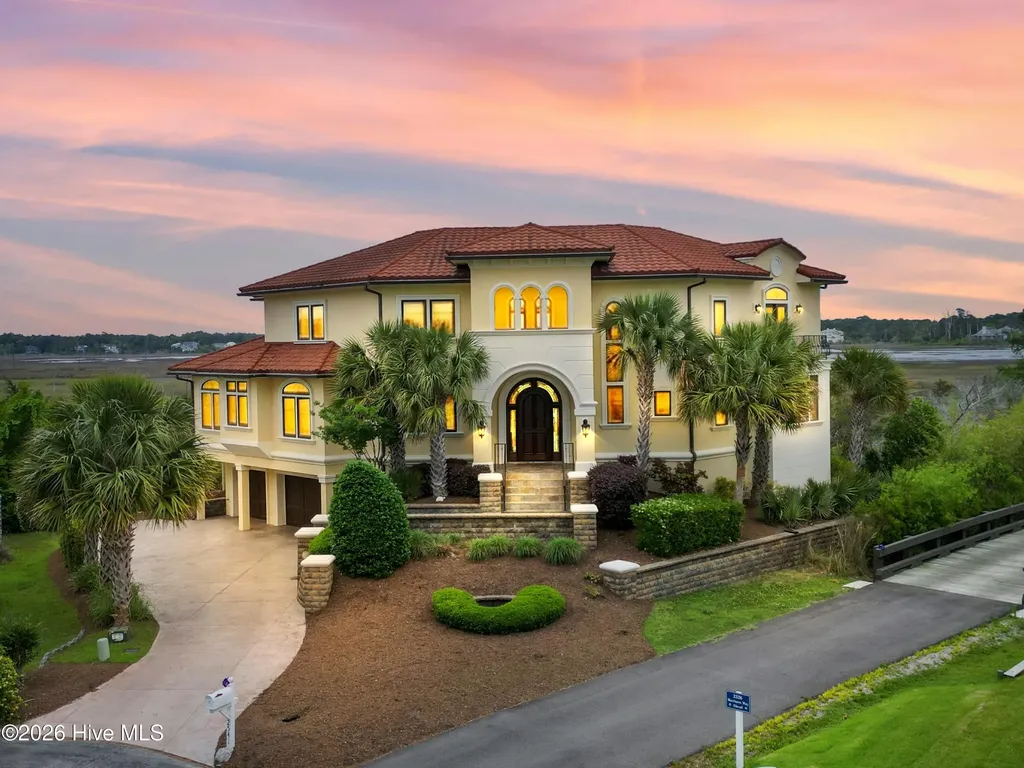 2541 Mariners Way SE Southport NC 28461