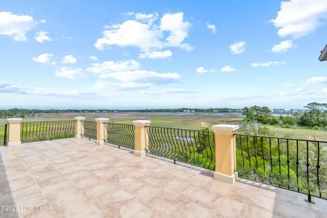 2541 Mariners Way SE Southport NC 28461