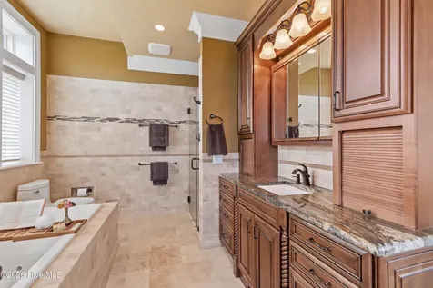 2541 Mariners Way SE Southport NC 28461