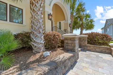 2541 Mariners Way SE Southport NC 28461