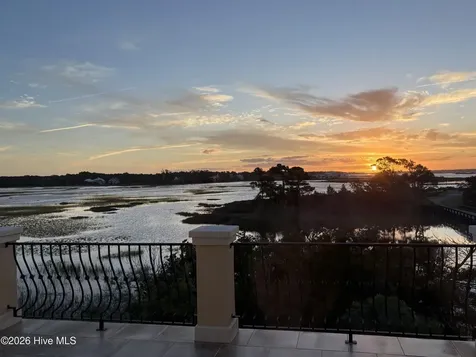 2541 Mariners Way SE Southport NC 28461