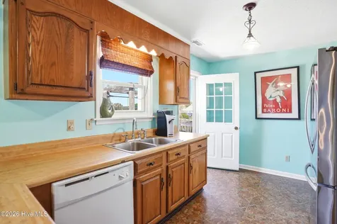 109 Gull Drive Sneads Ferry NC 28460