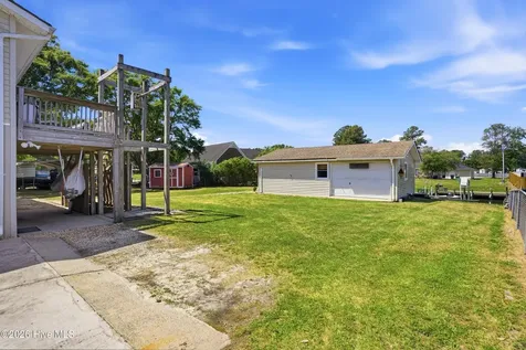 109 Gull Drive Sneads Ferry NC 28460