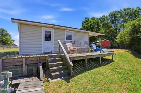 109 Gull Drive Sneads Ferry NC 28460