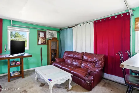 109 Gull Drive Sneads Ferry NC 28460