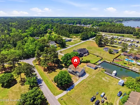 109 Gull Drive Sneads Ferry NC 28460