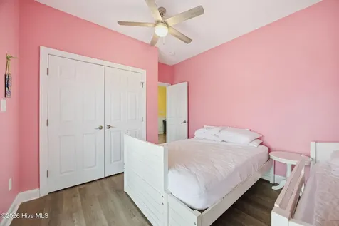 100 9th Street Emerald Isle NC 28594