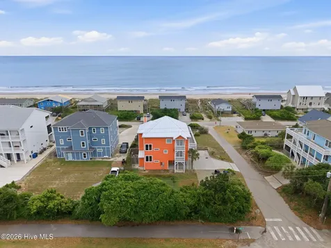 100 9th Street Emerald Isle NC 28594