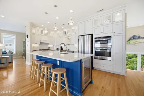 100 9th Street Emerald Isle NC 28594