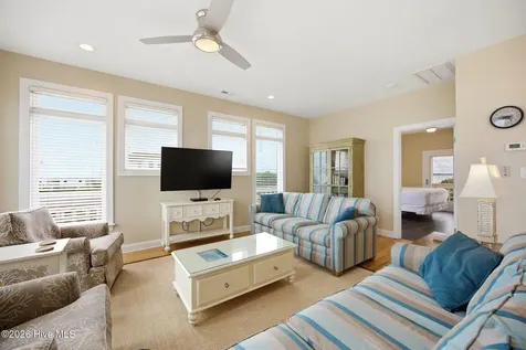 100 9th Street Emerald Isle NC 28594