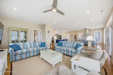 100 9th Street Emerald Isle NC 28594