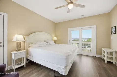 100 9th Street Emerald Isle NC 28594