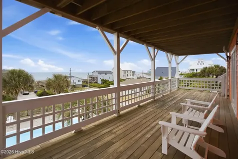 100 9th Street Emerald Isle NC 28594