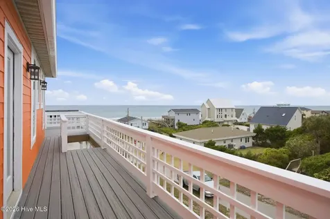 100 9th Street Emerald Isle NC 28594