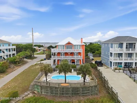 100 9th Street Emerald Isle NC 28594