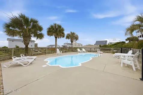 100 9th Street Emerald Isle NC 28594