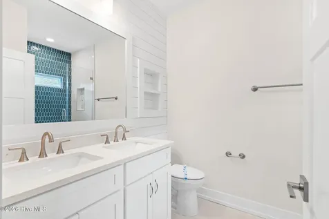 106 NE 41st Street Oak Island NC 28465