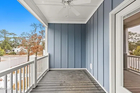 106 NE 41st Street Oak Island NC 28465
