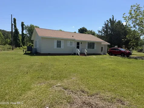 1908 Highway 101 Beaufort NC 28516