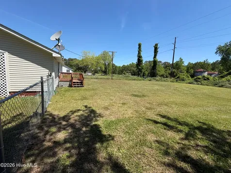 1908 Highway 101 Beaufort NC 28516