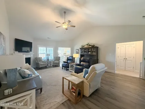 466 Pebble Shore Drive Sneads Ferry NC 28460