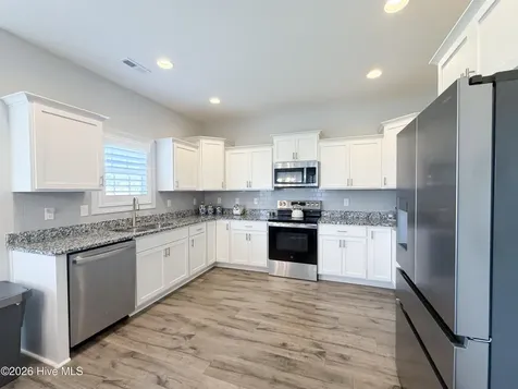 466 Pebble Shore Drive Sneads Ferry NC 28460