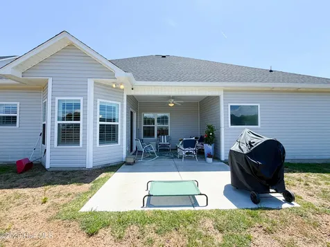 466 Pebble Shore Drive Sneads Ferry NC 28460