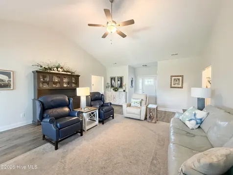 466 Pebble Shore Drive Sneads Ferry NC 28460