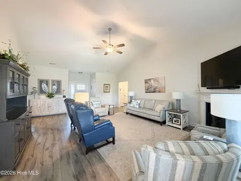 466 Pebble Shore Drive Sneads Ferry NC 28460