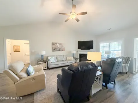 466 Pebble Shore Drive Sneads Ferry NC 28460